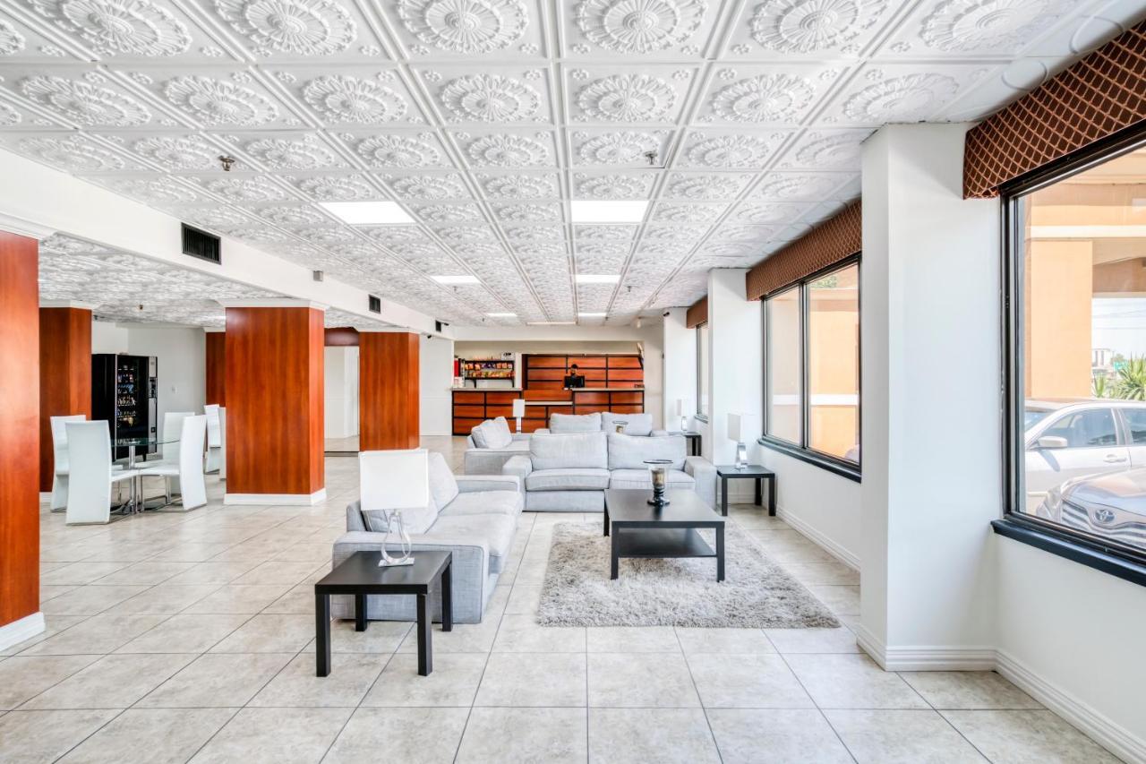 מלון Oyo Townhouse Houston George Bush Intercontinental מראה חיצוני תמונה
