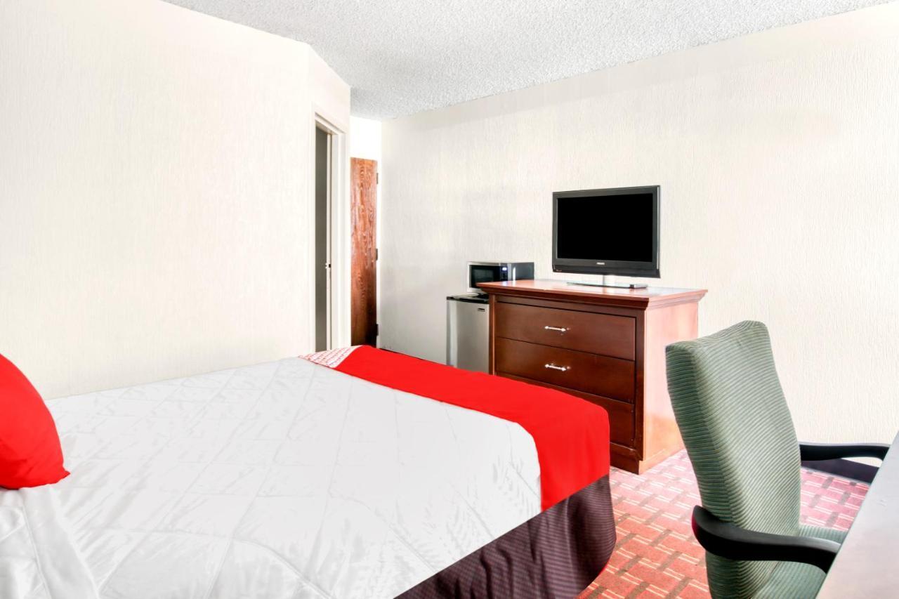 מלון Oyo Townhouse Houston George Bush Intercontinental מראה חיצוני תמונה