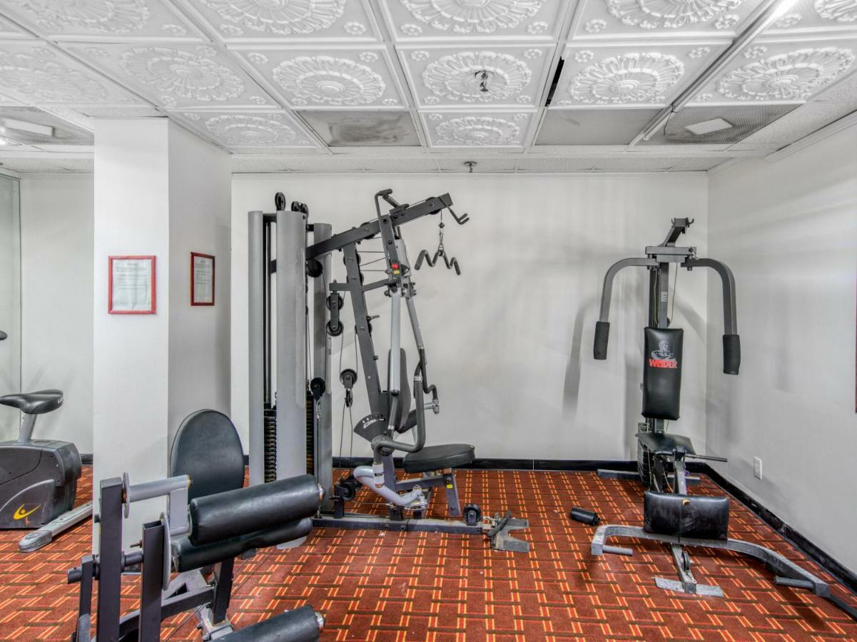 מלון Oyo Townhouse Houston George Bush Intercontinental מראה חיצוני תמונה