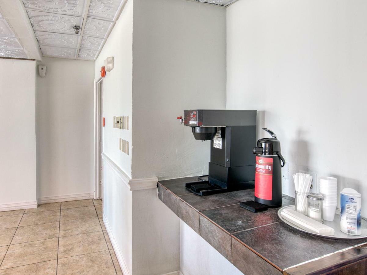 מלון Oyo Townhouse Houston George Bush Intercontinental מראה חיצוני תמונה